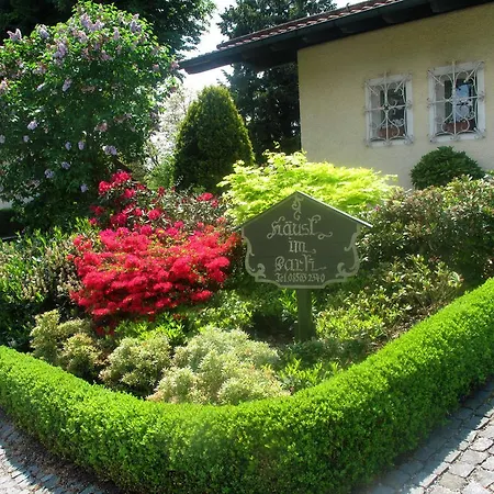 Apartment Haeusl Im Park *