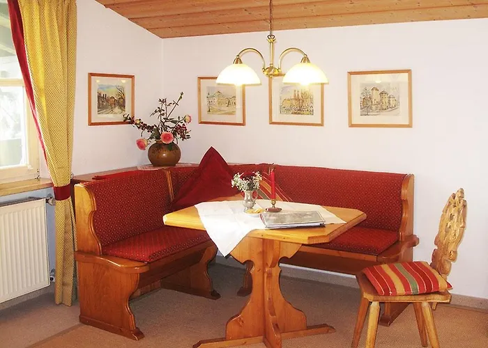 Apartament Haeusl Im Park